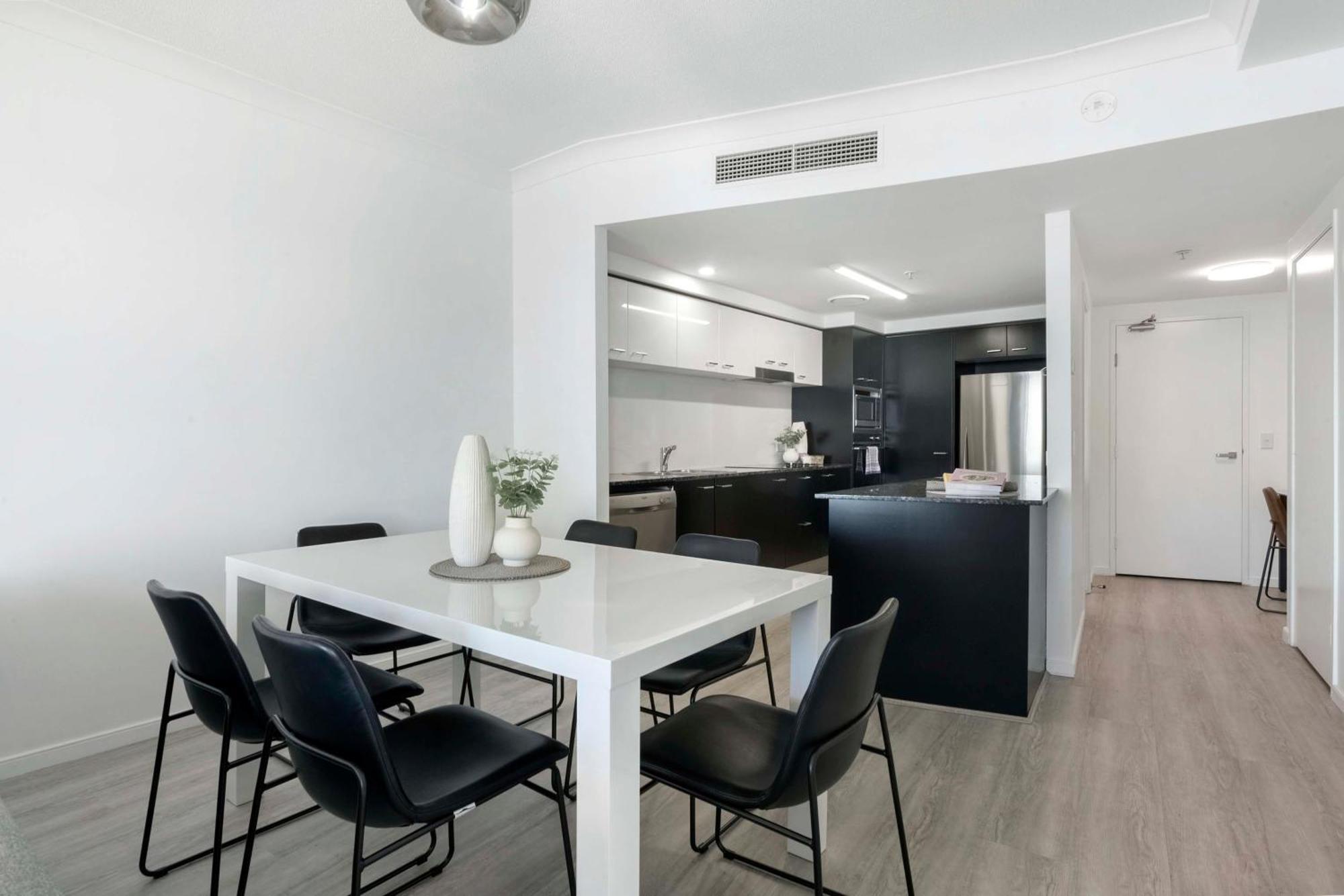 Chevron Renaissance - Self Contained & Privately Managed Apartments Gold Coast Buitenkant foto