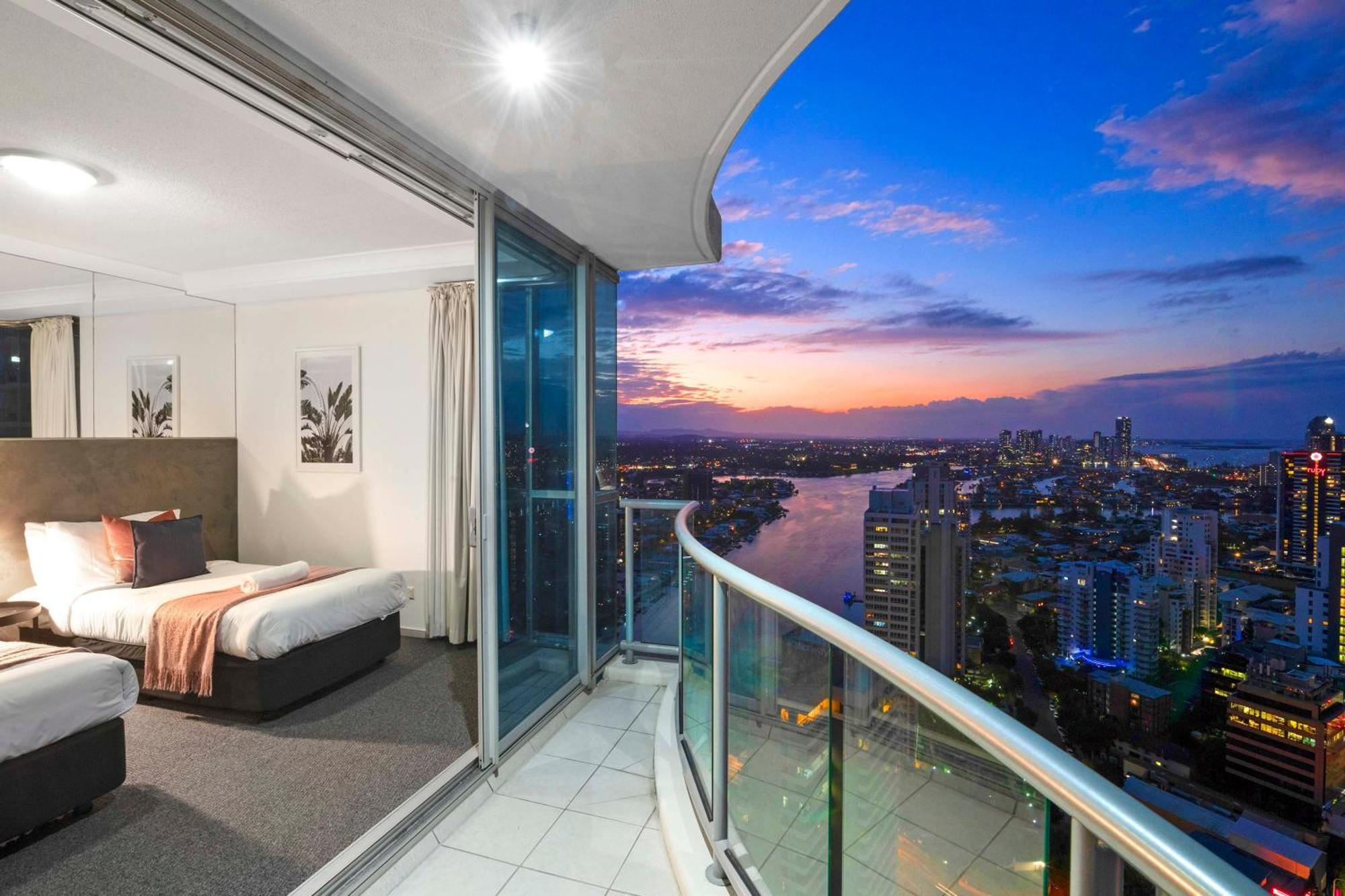 Chevron Renaissance - Self Contained & Privately Managed Apartments Gold Coast Buitenkant foto