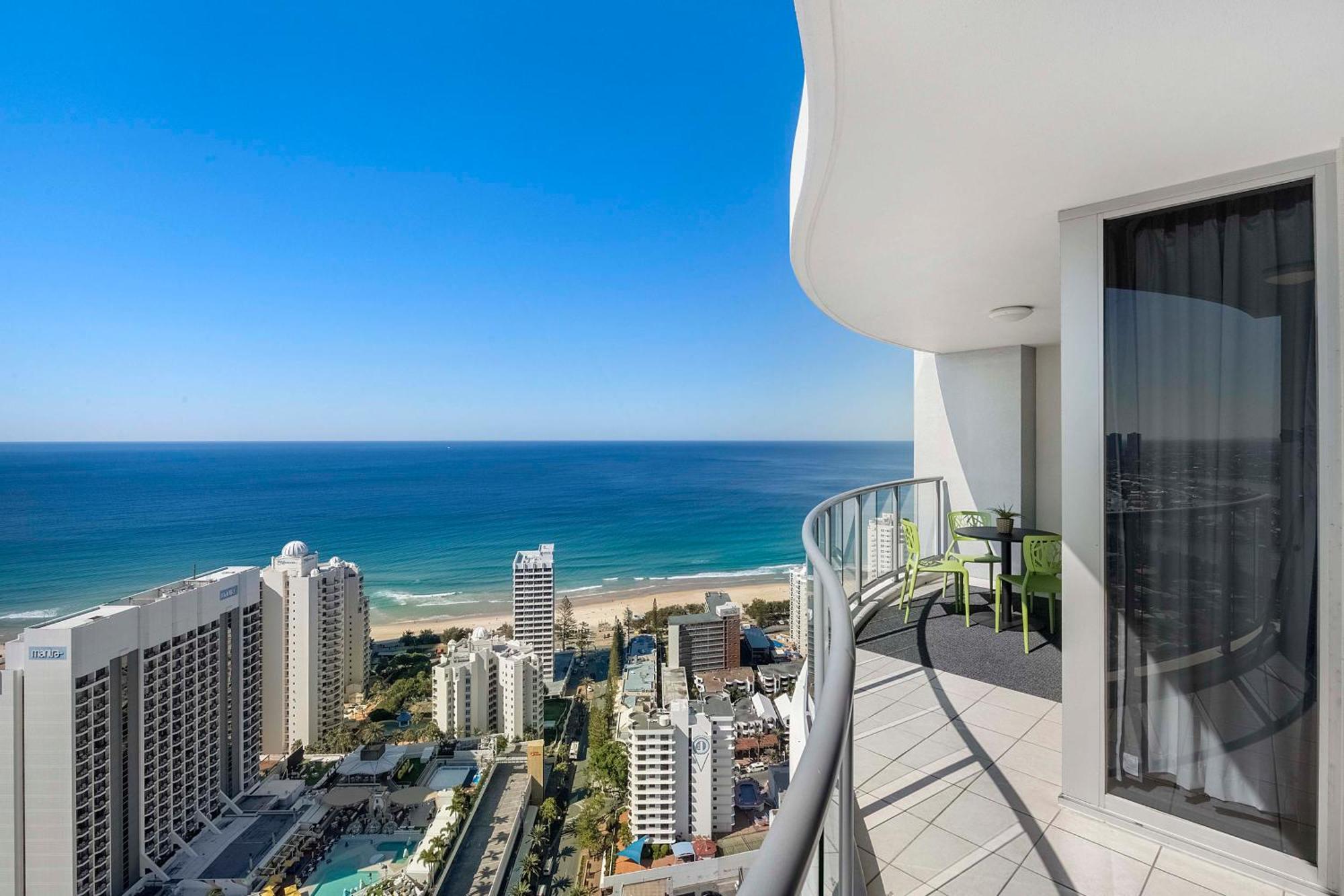 Chevron Renaissance - Self Contained & Privately Managed Apartments Gold Coast Buitenkant foto