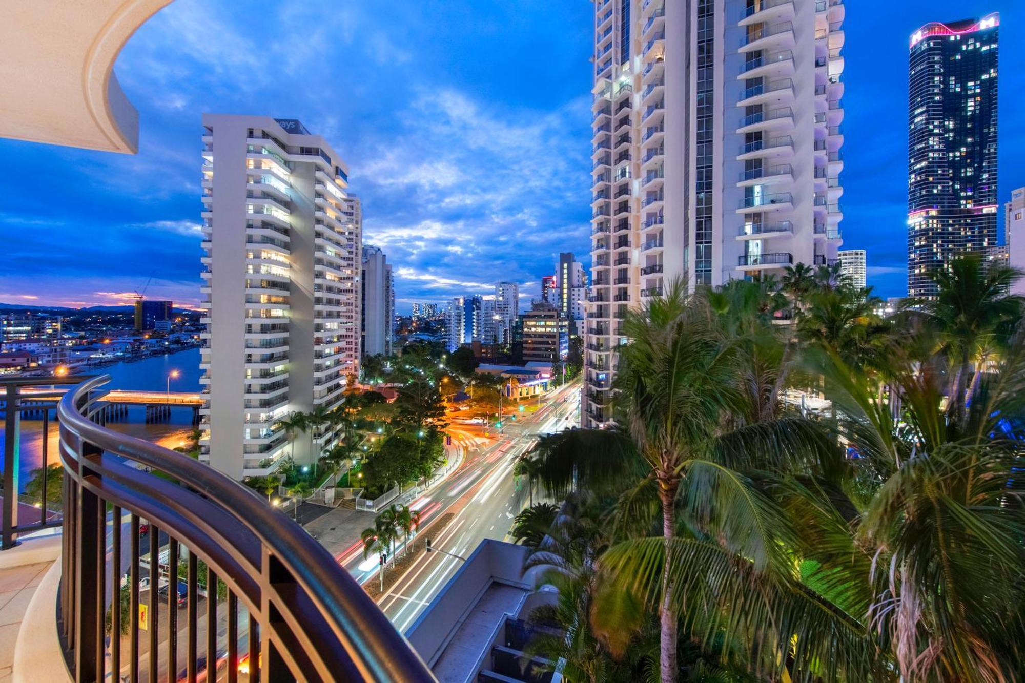 Chevron Renaissance - Self Contained & Privately Managed Apartments Gold Coast Buitenkant foto