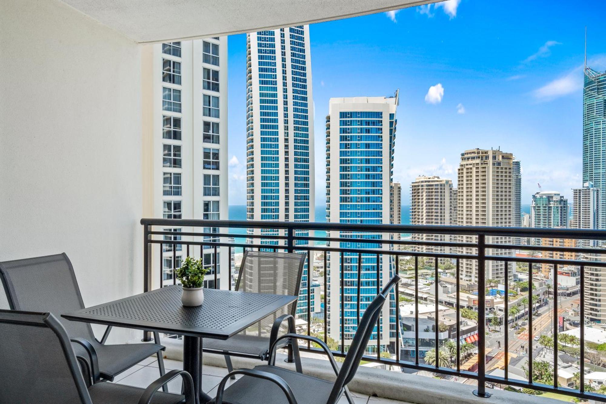 Chevron Renaissance - Self Contained & Privately Managed Apartments Gold Coast Buitenkant foto